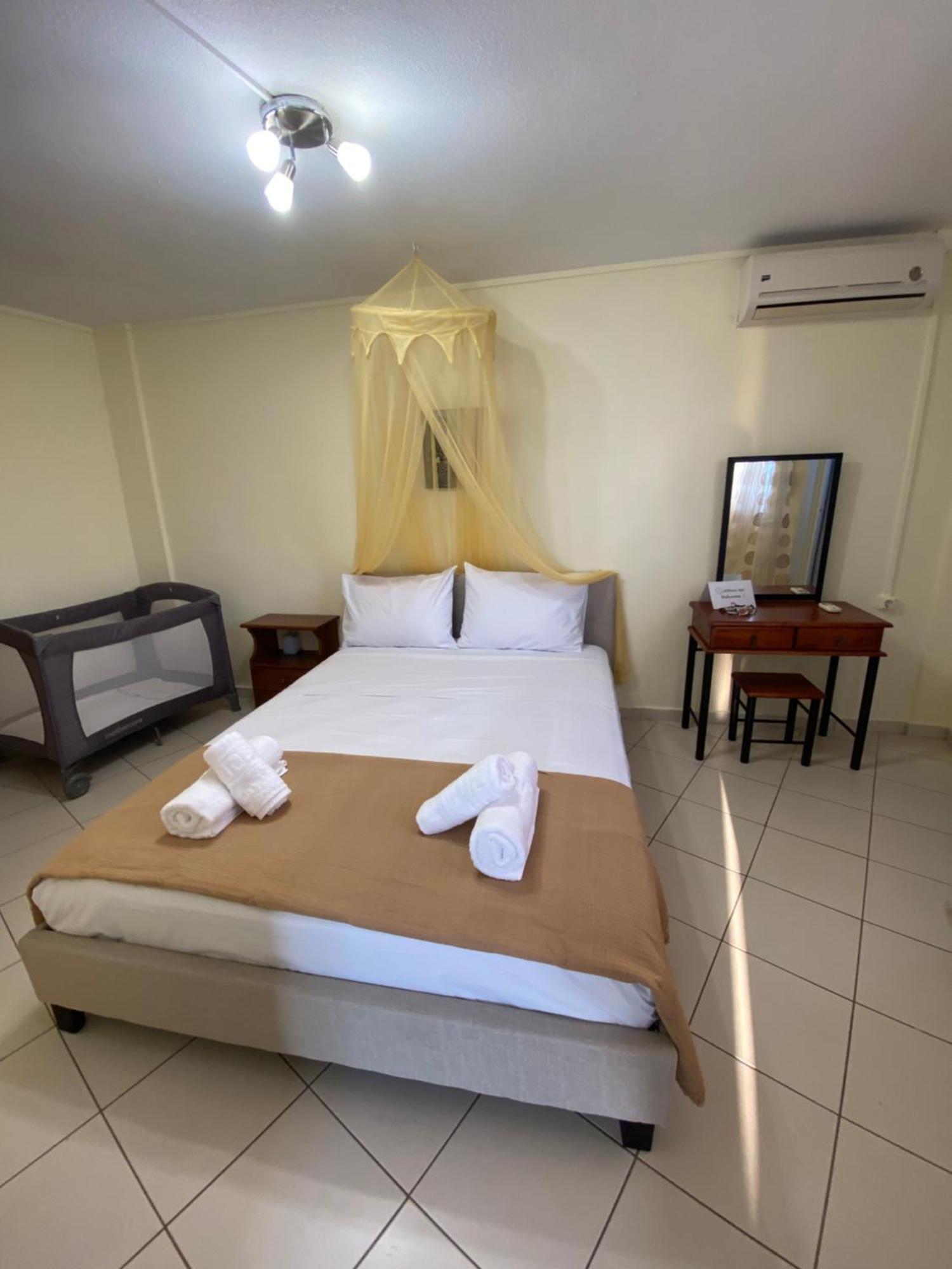 Althea Apartment Maroulas Экстерьер фото