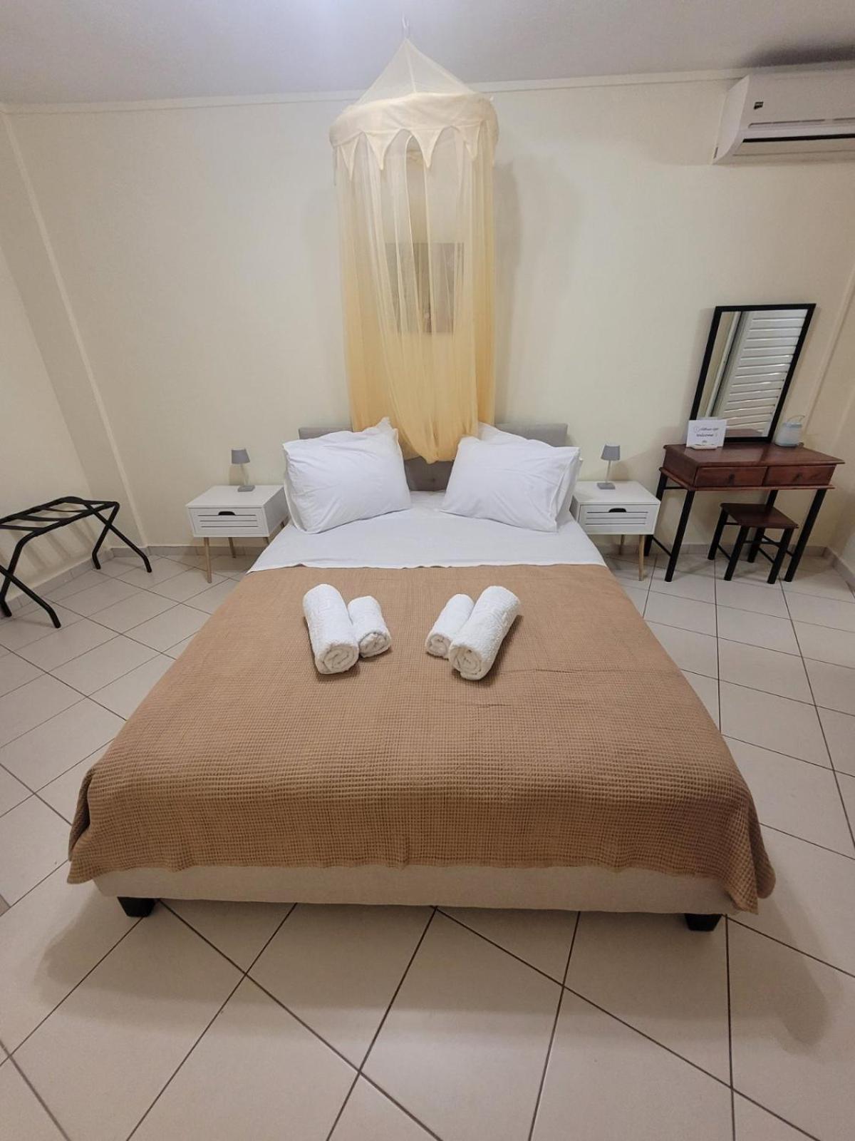 Althea Apartment Maroulas Экстерьер фото